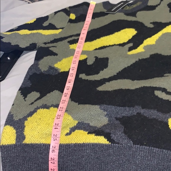 Nwt! Camo sweater - Picture 3 of 3